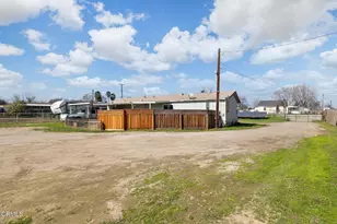 301 Sycamore Dr, Bakersfield, CA 93308 - Photo 6