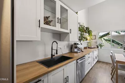 262 W Vineyard Avenue, Oxnard, CA 93036 - Photo 8