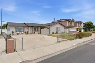 3935 S A St, Oxnard, CA 93033 - Photo 2