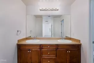 12226 Hawksmoor St, Bakersfield, CA 93311 - Photo 18
