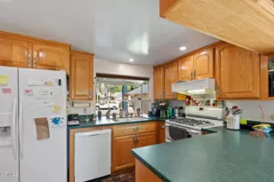 5935 Lake Lindero Dr, Agoura Hills, CA 91301 - Photo 14