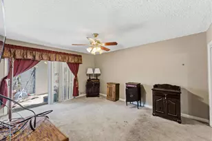 23459 Canzonet, Woodland Hills, CA 91367 - Photo 12