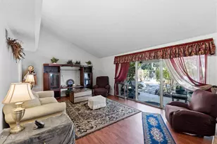 23459 Canzonet, Woodland Hills, CA 91367 - Photo 4