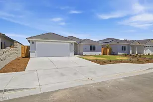 732 Sammy Wy, Shafter, CA 93263 - Photo 4