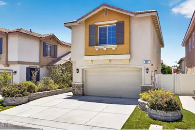 207 Clearwood Street, Fillmore, CA 93015 - Photo 2