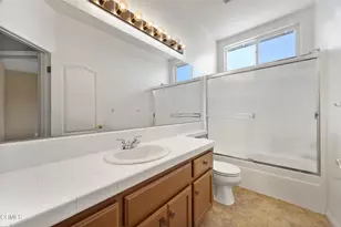 12419 Schooner Beach Dr, Bakersfield, CA 93311 - Photo 16