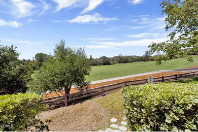 4655 Club View Drive, Westlake Village, CA 91362 - Photo 36