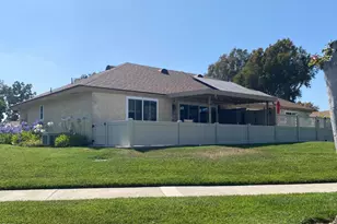 25222 Village 25, Camarillo, CA 93012 - Photo 2