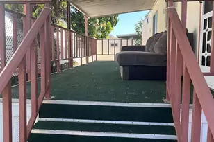 42 Calle Paradora Street, Camarillo, CA 93012 - Photo 16