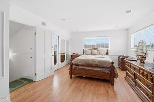 1131 Camelot Way, Oxnard, CA 93030 - Photo 28