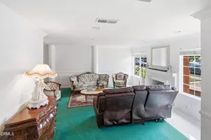 1131 Camelot Way, Oxnard, CA 93030 - Photo 8