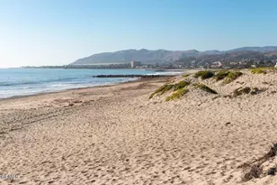 1248 Marthas Vineyard Ct, Ventura, CA 93001 - Photo 54
