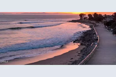 1248 Marthas Vineyard Court, Ventura, CA 93001 - Photo 56