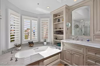 1753 Emerald Isle Way, Oxnard, CA 93035 - Photo 32