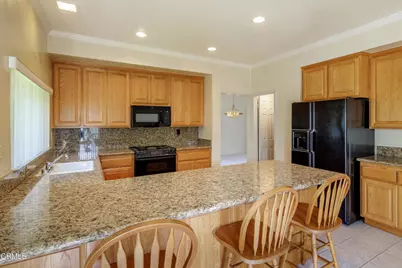 2011 Lennox Court, Oxnard, CA 93030 - Photo 8