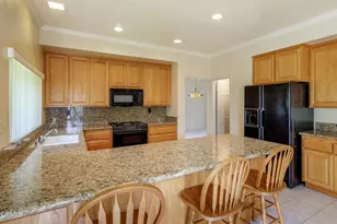 2011 Lennox Ct, Oxnard, CA 93030 - Photo 8