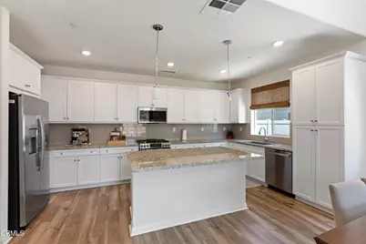 2169 Pomegranate Street, Santa Paula, CA 93060 - Photo 16