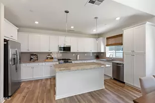 2169 Pomegranate St, Santa Paula, CA 93060 - Photo 16