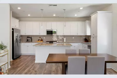 2169 Pomegranate Street, Santa Paula, CA 93060 - Photo 14