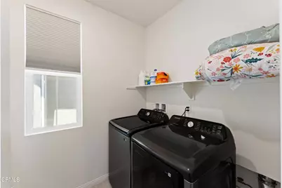 2169 Pomegranate Street, Santa Paula, CA 93060 - Photo 28