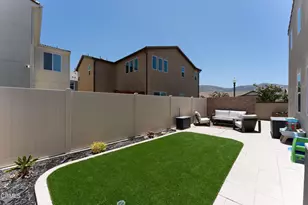 2169 Pomegranate St, Santa Paula, CA 93060 - Photo 40