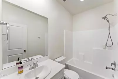 2169 Pomegranate Street, Santa Paula, CA 93060 - Photo 28