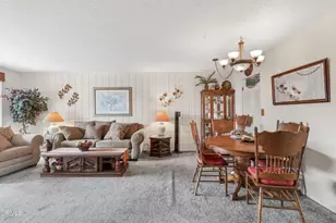 138 E Elfin Green, Port Hueneme, CA 93041 - Photo 4