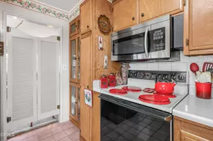 138 E Elfin Green, Port Hueneme, CA 93041 - Photo 10