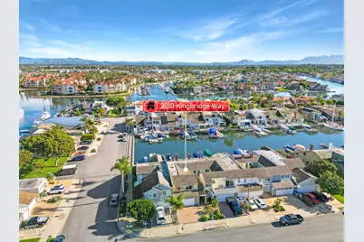 2010 Kingsbridge Way, Oxnard, CA 93035 - Photo 2