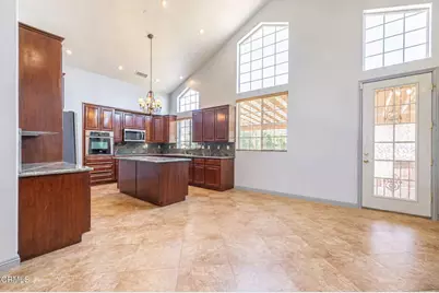 33000 106th Street, Juniper Hills, CA 93543 - Photo 20