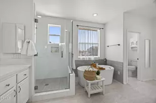 2096 Mission Hills Dr, Oxnard, CA 93036 - Photo 36