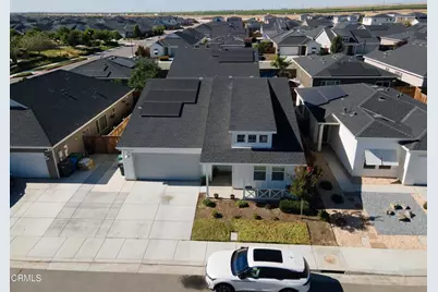 9706 Amberdale Way, Shafter, CA 93263 - Photo 6