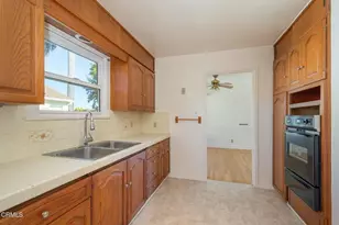 6233 Clara, Ventura, CA 93003 - Photo 8