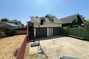 2422 Juliet St, Los Angeles, CA 90007 - Photo 10