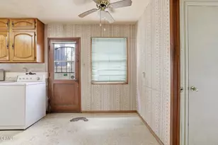 456 E Poplar St, Oxnard, CA 93033 - Photo 22