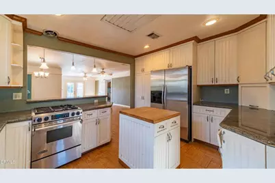 1331 Richmond Road, Santa Paula, CA 93060 - Photo 2