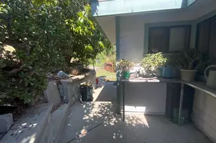 377 N Loop Dr, Camarillo, CA 93010 - Photo 20