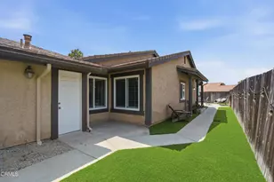 26019 Palomita Dr, Valencia, CA 91355 - Photo 4