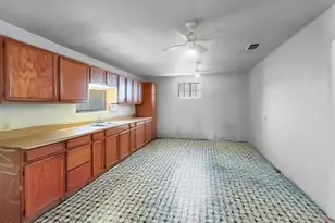 228 N 5th St, Santa Paula, CA 93060 - Photo 14