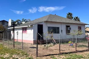 296 E Coolidge St, Coalinga, CA 93210 - Photo 2