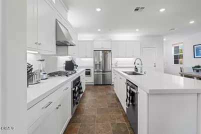 509 Snowdrop Lane, Santa Paula, CA 93060 - Photo 8