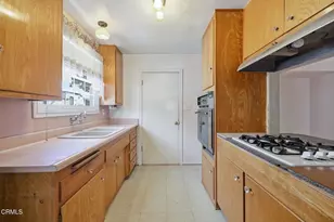 5983 Cloverly St, Ventura, CA 93003 - Photo 12