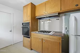 5983 Cloverly St, Ventura, CA 93003 - Photo 14