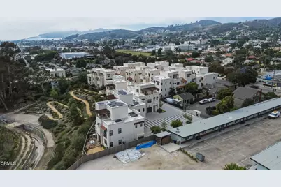 1582 E Thompson Boulevard, Ventura, CA 93001 - Photo 40