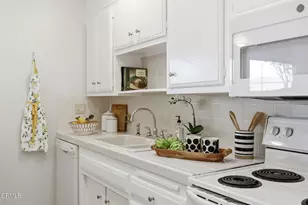 72 W Garden Green, Port Hueneme, CA 93041 - Photo 20