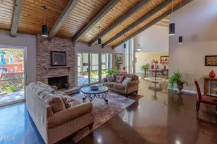 324 Chestnut Hill Ct, Thousand Oaks, CA 91360 - Photo 18