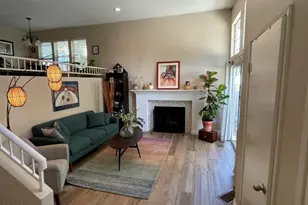 1044 Gilbert Ln, Ventura, CA 93003 - Photo 4