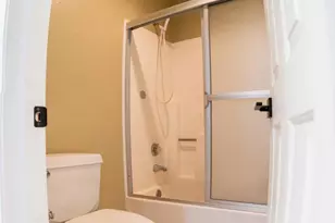 684 Sutton Crest Trail, Oak Park, CA 91377 - Photo 20