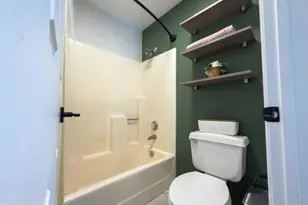 684 Sutton Crest Trail, Oak Park, CA 91377 - Photo 16