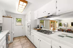 950 Seaside Ct, Ventura, CA 93001 - Photo 32